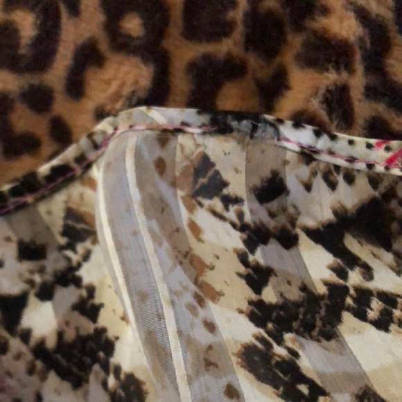 Beautiful Snakeprint Blouse or Swimsuit cover - Picture 8 of 8